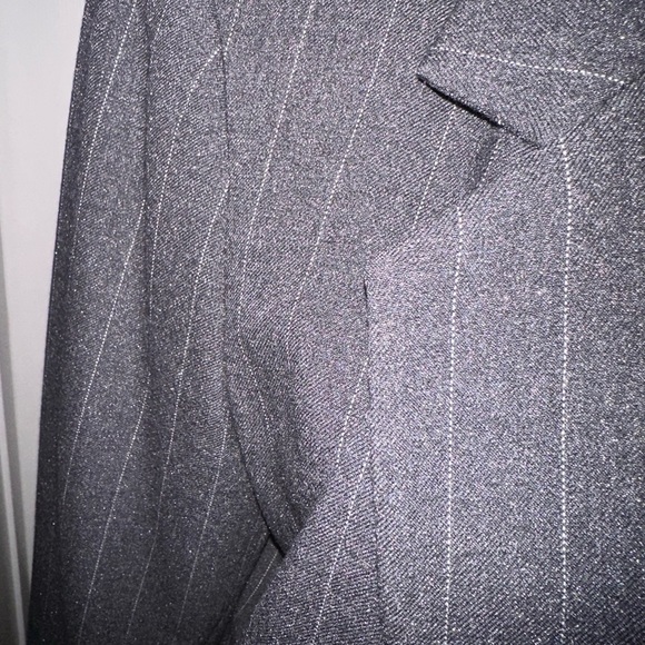 Kenneth Cole Gray blazer - Picture 9 of 12